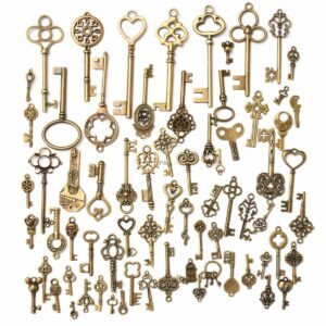 70 piese vintage - aspect vechi - chei fantezie - decor casa - perete - pandante